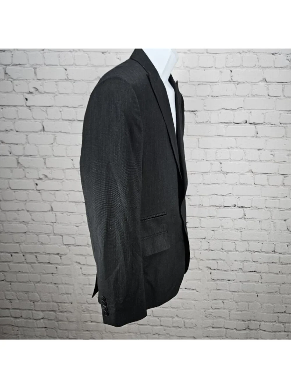 J. Ferrar Black Slim Fit 2 Button Double Vented Peak Blazer Sport Coat 42S